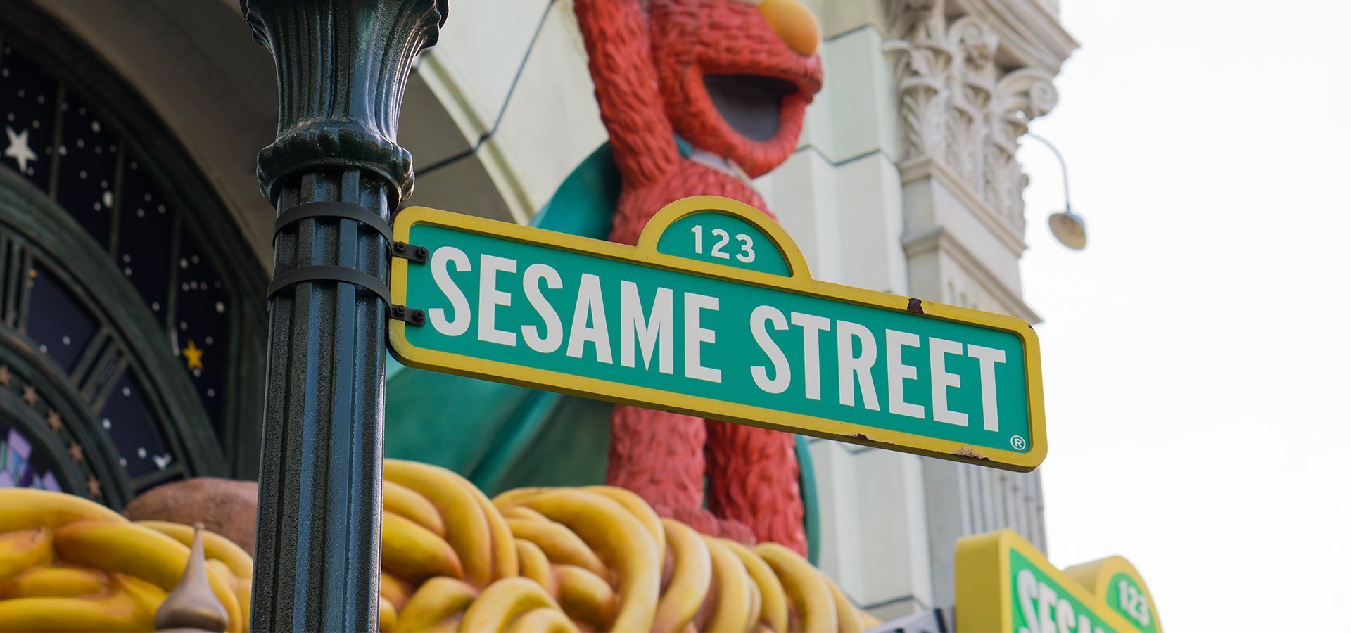 sesame street sign makes people wonder when should i talk to my kids about drugs